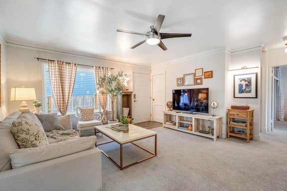 Perch - Brygger Cottage: Magnolia rambler & pet-friendly - Image 4