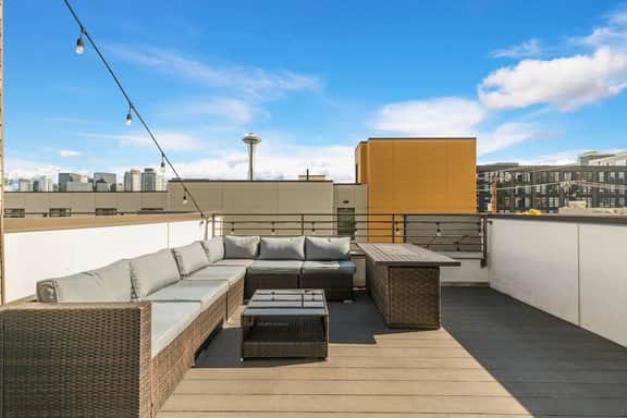 Perch - Walk to Space Needle | 3BR/2BA Home w Parking! - Image 3