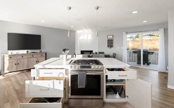Perch - La Fiesta 34: Luxe Retreat w/ Serenity View & Firelit Comfort - Image 5