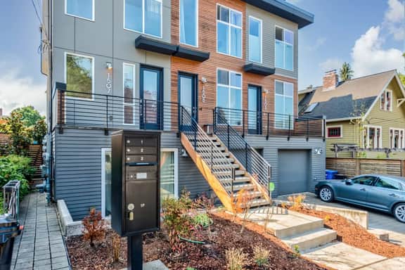 Perch - Chic retreat near Seattle's heart. Enjoy skyline views, and easy city access. - Image 5
