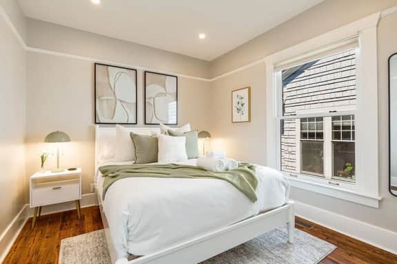 Perch - Explore the heart of Queen Anne! A serene home just a short stroll from a lively district! - Image 3