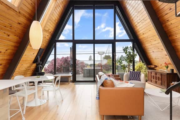 Perch - Shorewood A-Frame: Dream Whidbey Getaway - Image 2