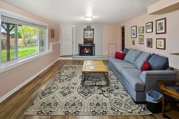 Perch - LFP View Home: Cozy 4BR Home, Lake Washington View Deck, Backyard - Image 3
